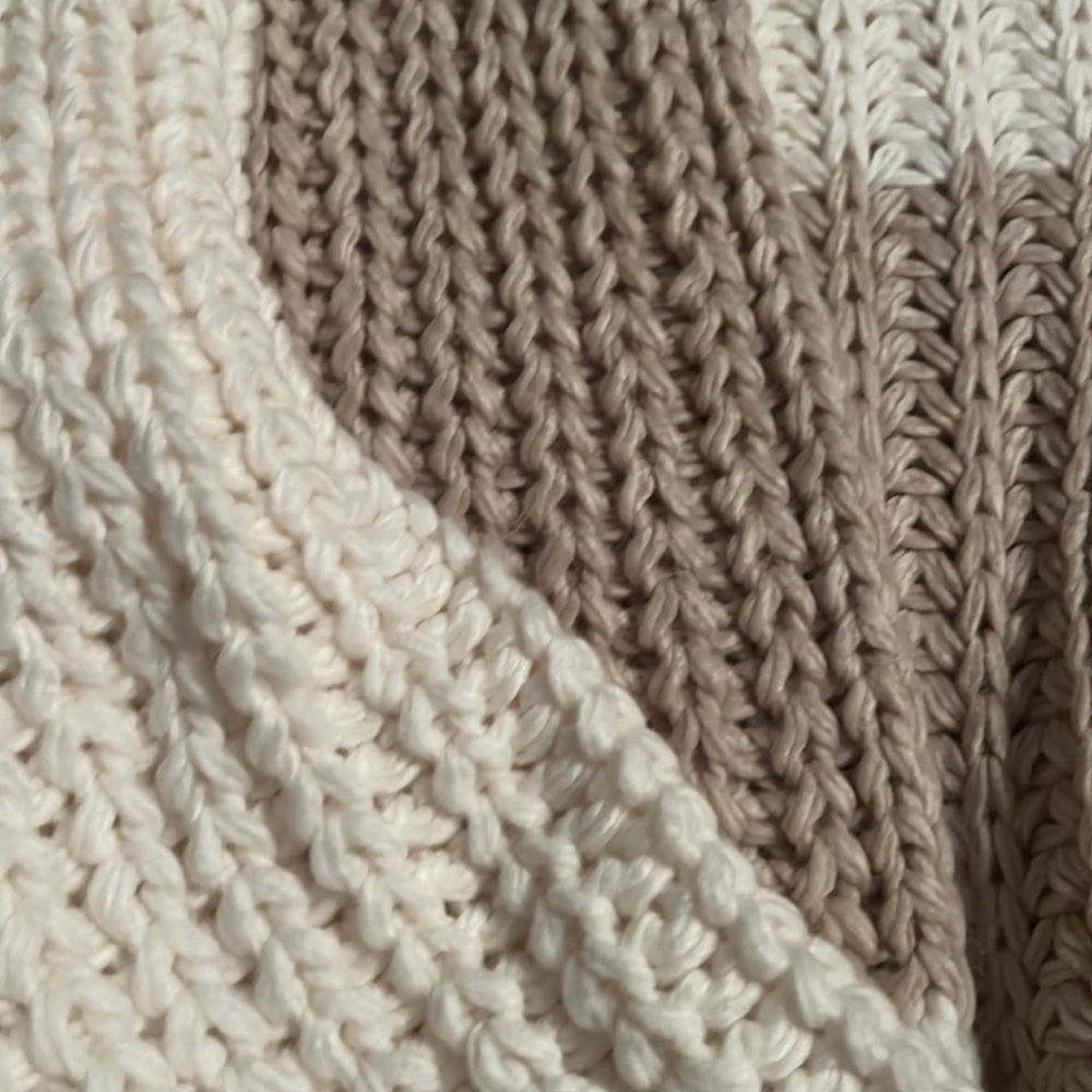 Wildfable Knit Sweater - Picture 3 of 3